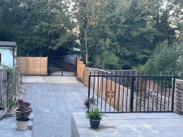5 Bed 5Mins From Wembley Stadium Λονδίνο Εξωτερικό φωτογραφία